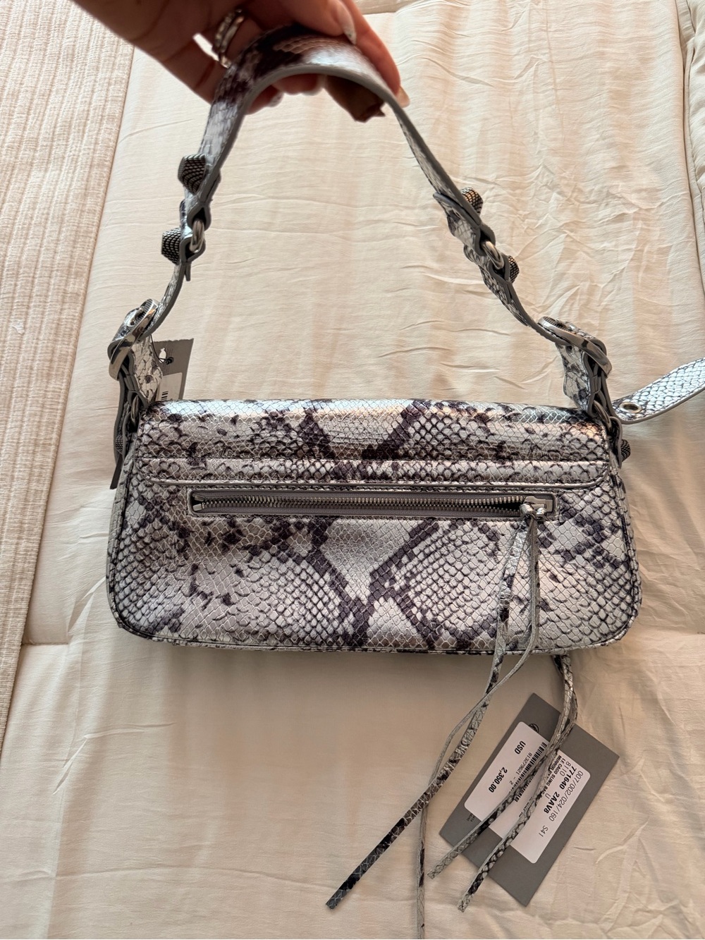 Balenciaga Le Cagole Giant Studs Sling Bag Python Embossed Leather - Picture 7 of 9